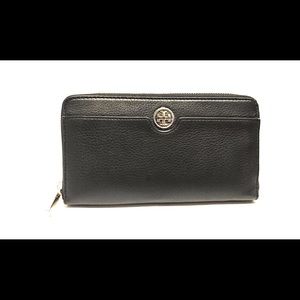 Brand new Landon Tory Burch wallet